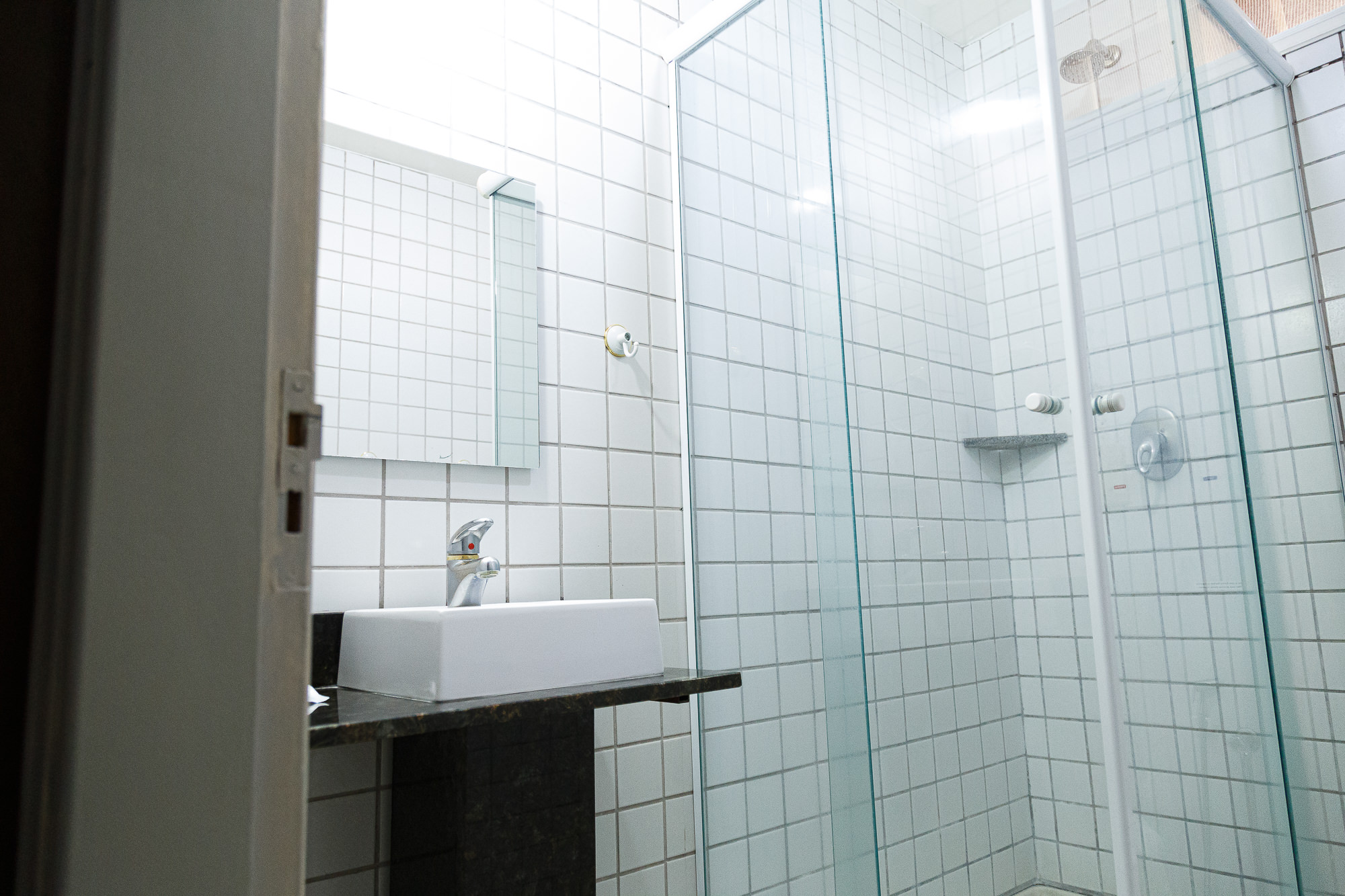 BANHEIRO LX TRIPLO (2).jpg