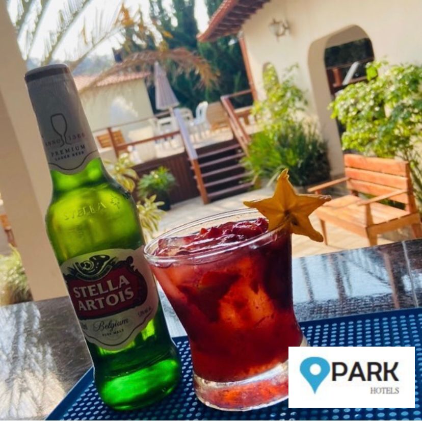 caipirinha de frutas vermelhas